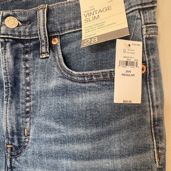 GAP High Rise Vintage Slim Jeans - Picture 9 of 9